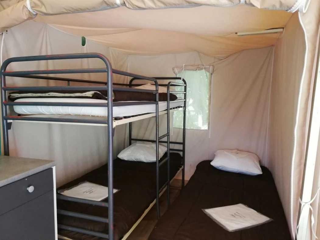 Camping - Piscine - Ccbaieb Montjoie-en-Couserans Ngoại thất bức ảnh