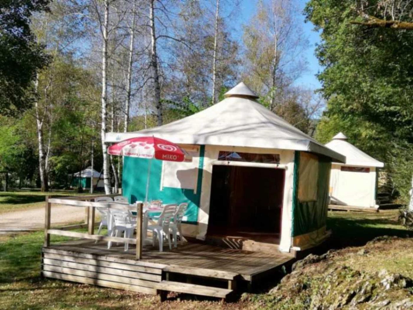 Camping - Piscine - Ccbaieb Montjoie-en-Couserans Ngoại thất bức ảnh